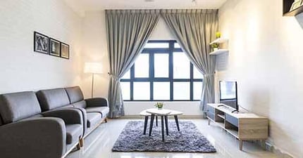 Foreclosure Roulette - A game of extend and pretend