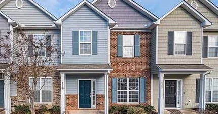 Banks Playing 'Foreclosure Roulette' with Delinquent Homeowners