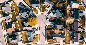 Big Risks, Rewards in 'Home Flipping'